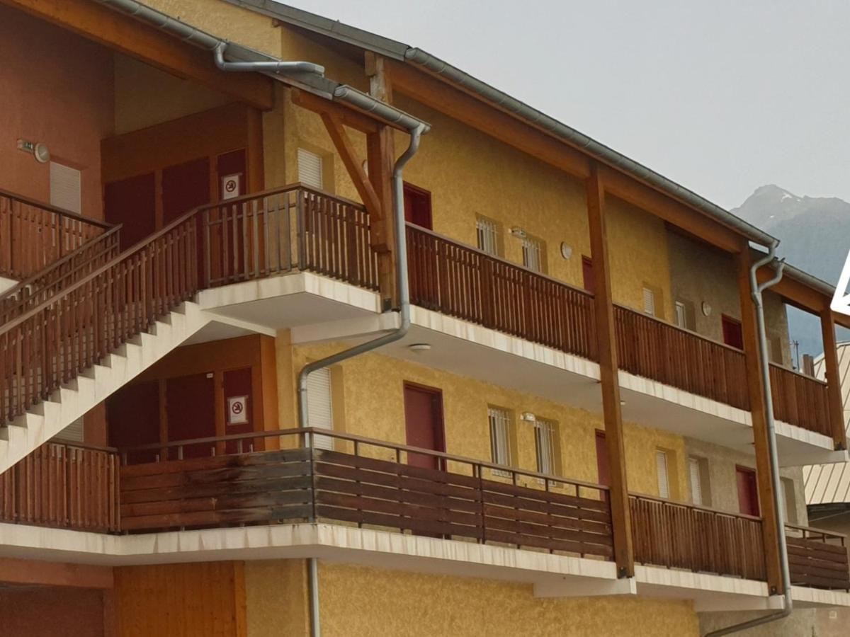 Joli T2 + Coin Montagne + Garage Apartment Briançon Екстериор снимка